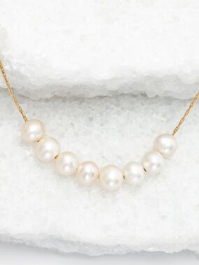 Harmony Pearl Cluster Necklace